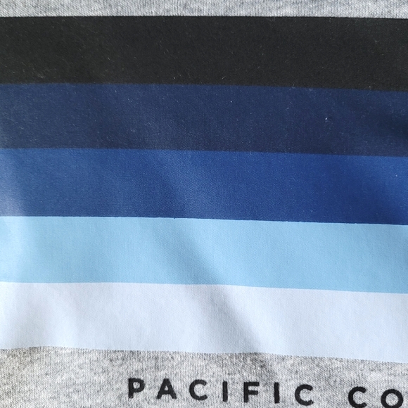 2/$15 🌼 Old Navy Pacific Coast Hoodie - Picture 4 of 7